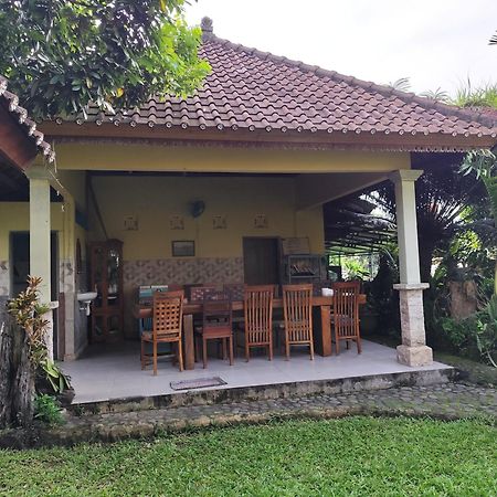 Bali Bungalow Medewisurf-homestay Airsatang Bagian luar foto