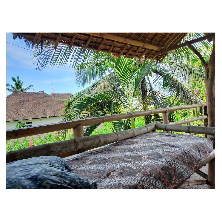 Bali Bungalow Medewisurf-homestay Airsatang Bagian luar foto