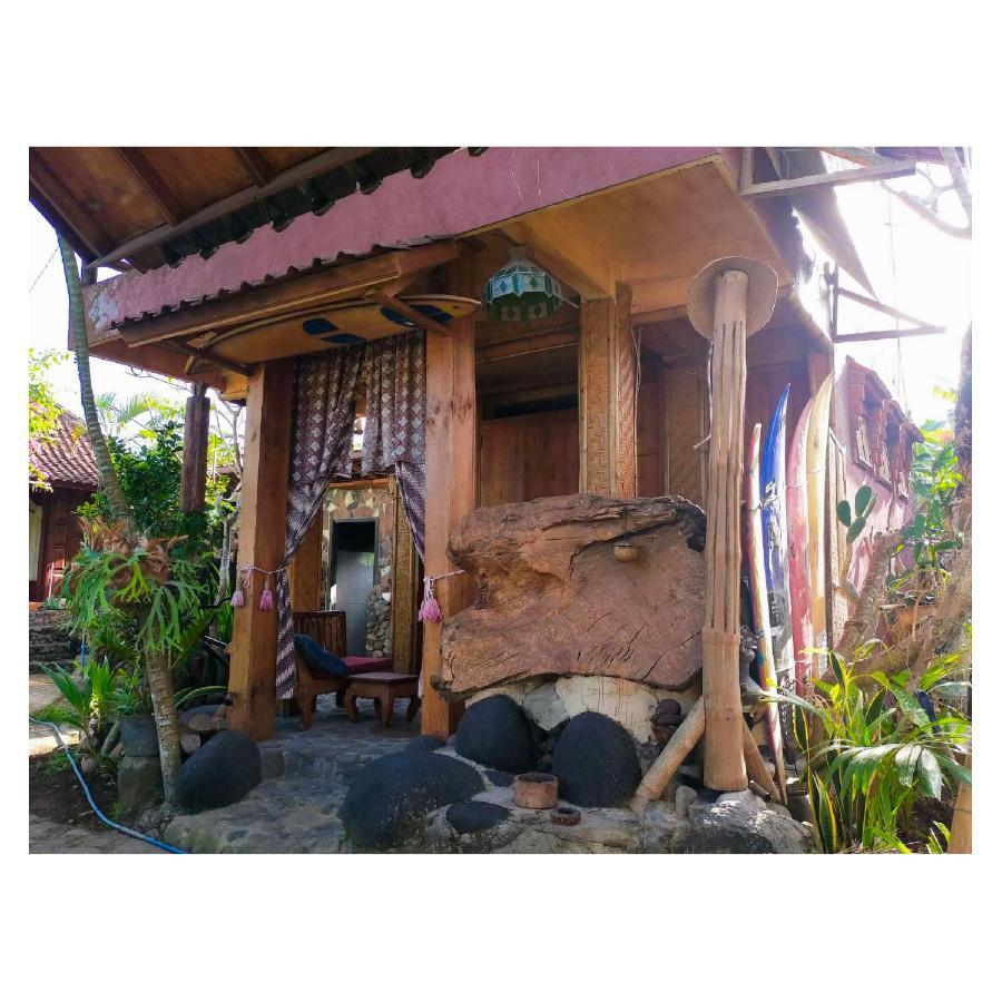 Bali Bungalow Medewisurf-homestay Airsatang Bagian luar foto