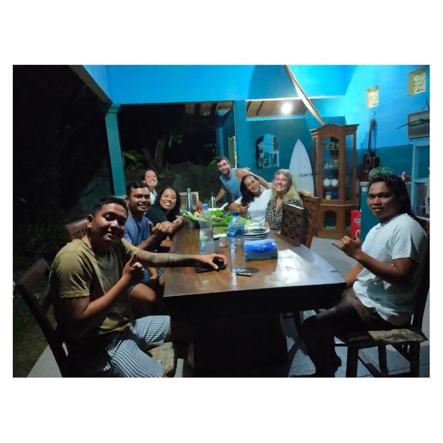 Bali Bungalow Medewisurf-homestay Airsatang Bagian luar foto
